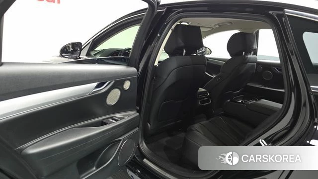 Genesis Electrified G80 (RG3) id 4282582 из Кореи 18