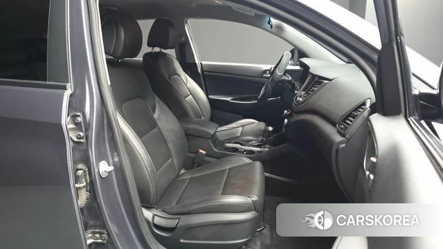 Hyundai All New Tucson id 4615358 из Кореи 18
