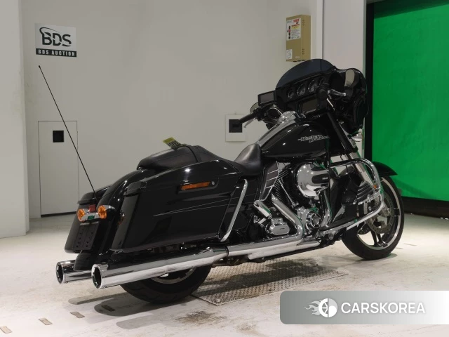 Проданный Harley-Davidson Street Glide FLHXS1690 2015 из Японии, фото 2
