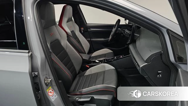 Volkswagen Golf 8th Generation id 4617271 из Кореи 18
