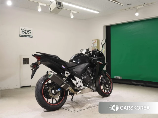 Проданный Honda CBR400R 2013 из Японии, фото 2