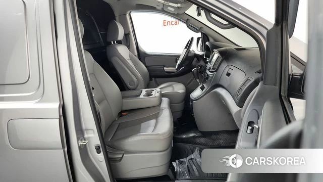 Hyundai The New Grand Starex id 4435581 из Кореи 18