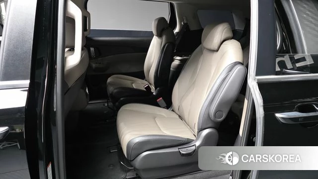 Kia The New Carnival 4th Generation id 4696122 из Кореи 18