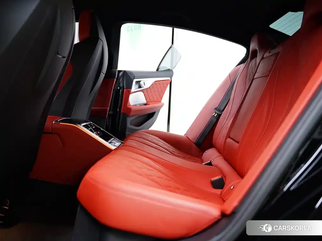 BMW M8 id 4559875 из Китая 18