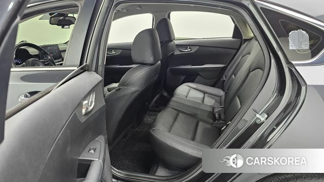 Kia Come New K3 id 4283932 из Кореи 18