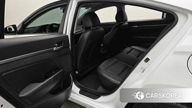 Hyundai Avante AD id 4900880 из Кореи 18