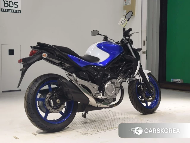 Проданный Suzuki GLADIUS 400 2014 из Японии, фото 2