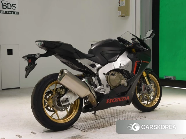 Проданный Honda CBR1000RR SP 2017 из Японии, фото 2