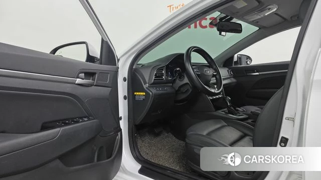 Hyundai The New Avante AD id 4551557 из Кореи 18