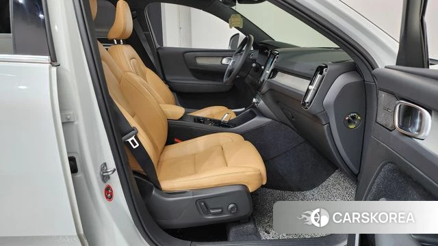 Volvo XC40 id 4732076 из Кореи 18
