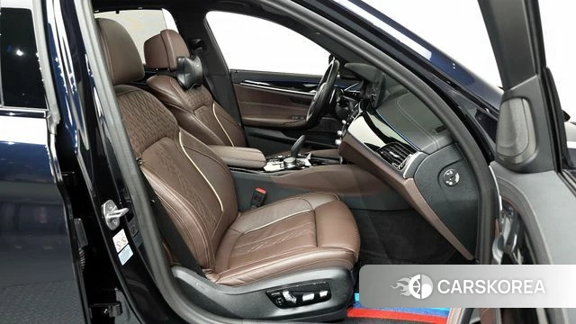 BMW 5 Series (G30) id 4308609 из Кореи 18