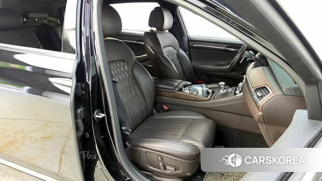 Genesis G90 id 4409922 из Кореи 18