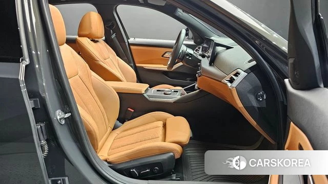 BMW 3 Series (G20) id 4724846 из Кореи 18