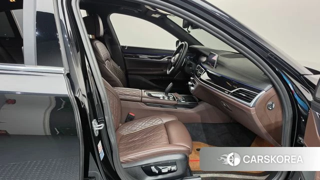 BMW 7 Series (G11) id 4759909 из Кореи 18