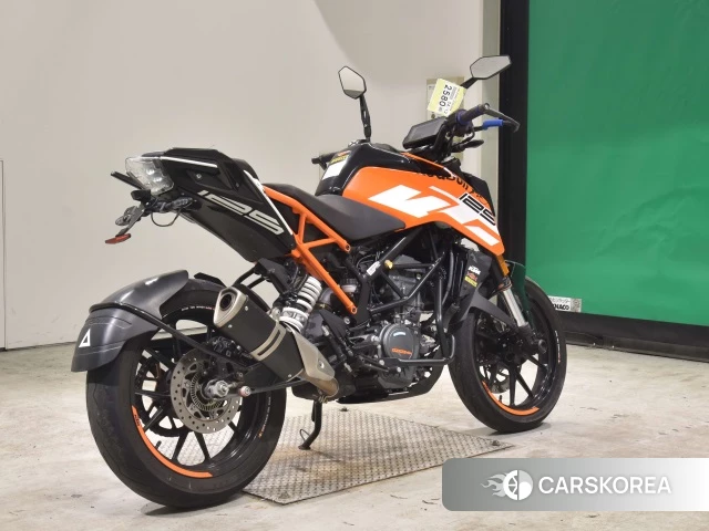 Проданный KTM 125 DUKE 2018 из Японии
