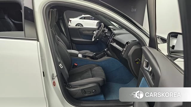 Volvo C40 Richards id 4231356 из Кореи 18