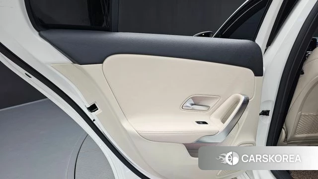 Mercedes-Benz A-Class W177 id 4853956 из Кореи 18