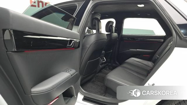 Hyundai Grandeur Hybrid (GN7) id 4421740 из Кореи 18