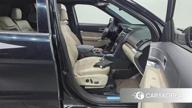 Ford Explorer id 4605032 из Кореи 18