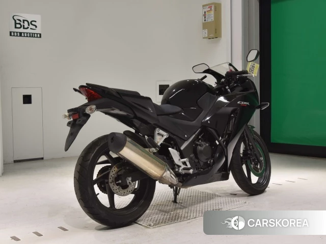 Проданный Honda CBR250R 2016 из Японии, фото 2