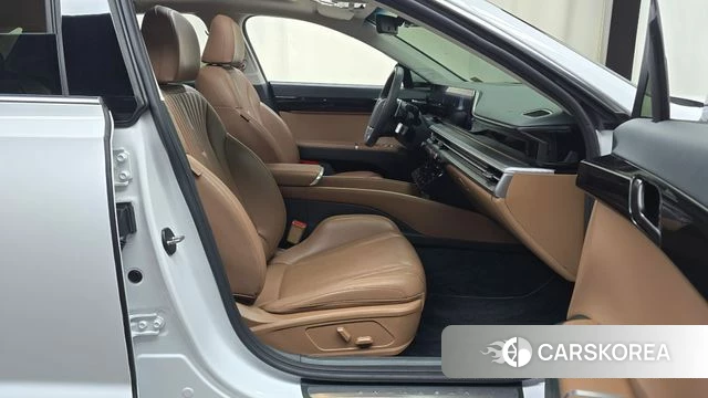 Hyundai Grandeur (GN7) id 4408804 из Кореи 18
