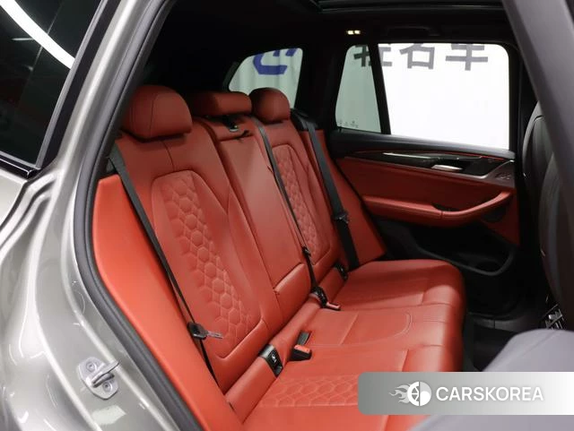BMW X3 M id 4314757 из Китая 18