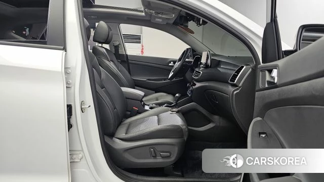Hyundai All New Tucson id 4551882 из Кореи 18