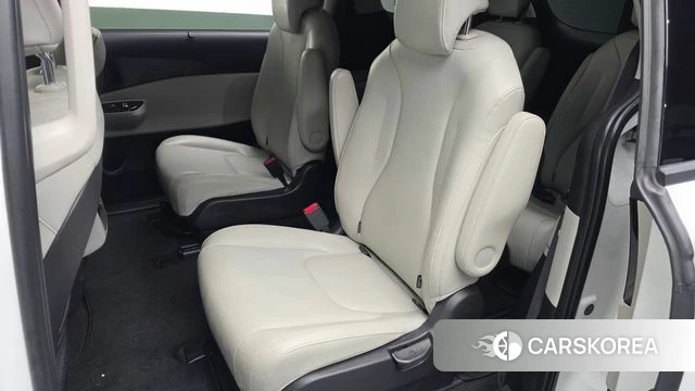 Kia Carnival 4th generation id 4381976 из Кореи 18