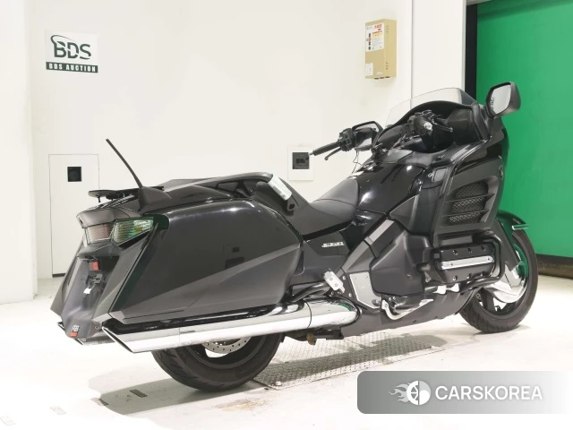 Проданный Honda GL1800 F6B 2014 из Японии