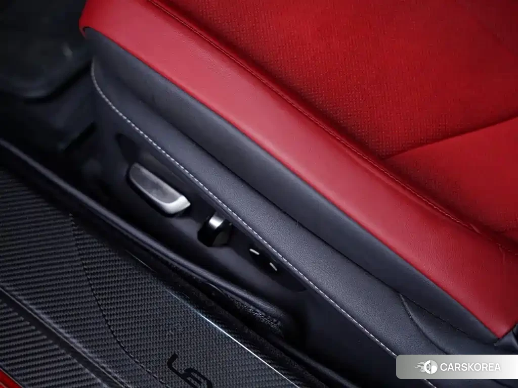 Lexus LC id 4659719 из Китая 19
