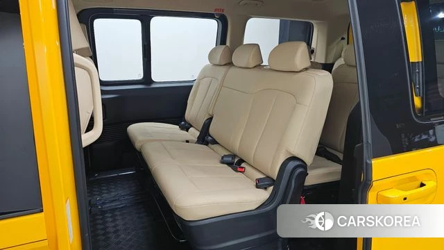 Hyundai Staria id 4349344 из Кореи 18