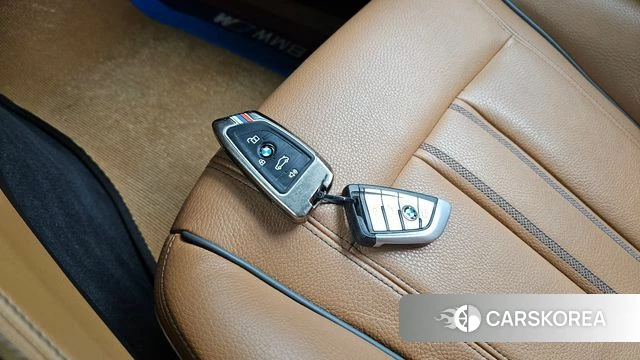 BMW 5 Series (G30) id 4502659 из Кореи 18
