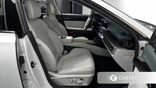 Hyundai Grandeur Hybrid (GN7) id 4853963 из Кореи 18
