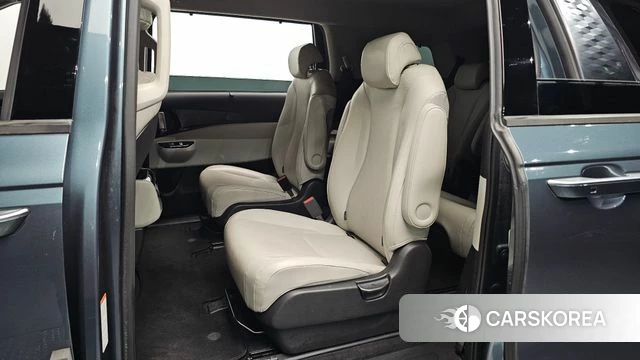 Kia Carnival 4th generation id 4501549 из Кореи 18