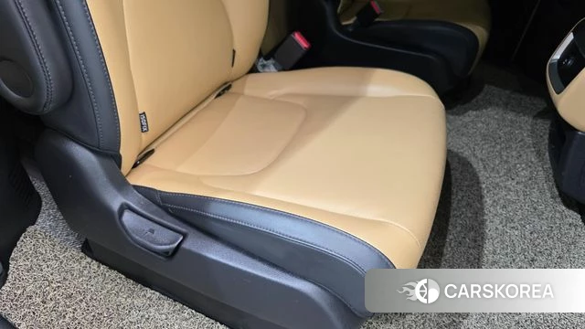 Kia Carnival 4th generation id 4244714 из Кореи 18