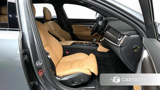 Volvo V90 Cross-Country id 4318320 из Кореи 18