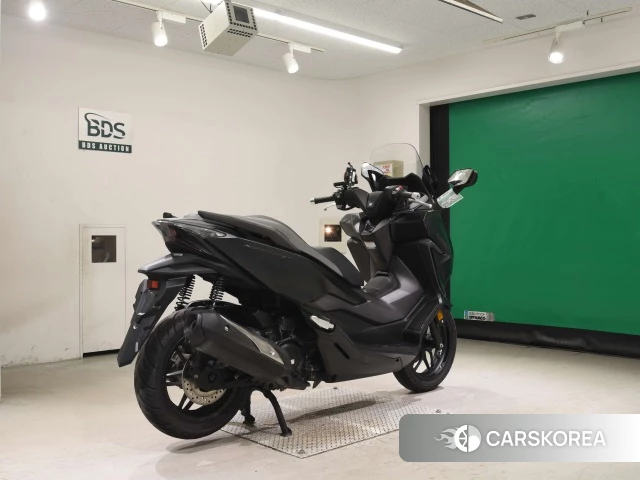 Проданный Honda FORZA 2018 из Японии, фото 2