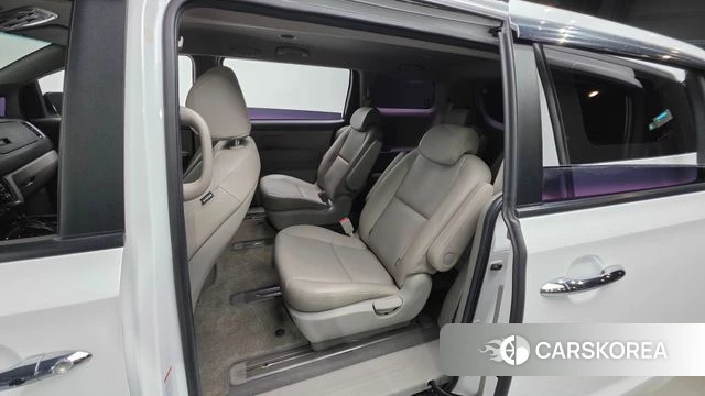 Kia All New Carnival id 4378226 из Кореи 18