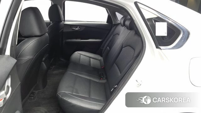 Kia Come New K3 id 4689164 из Кореи 18