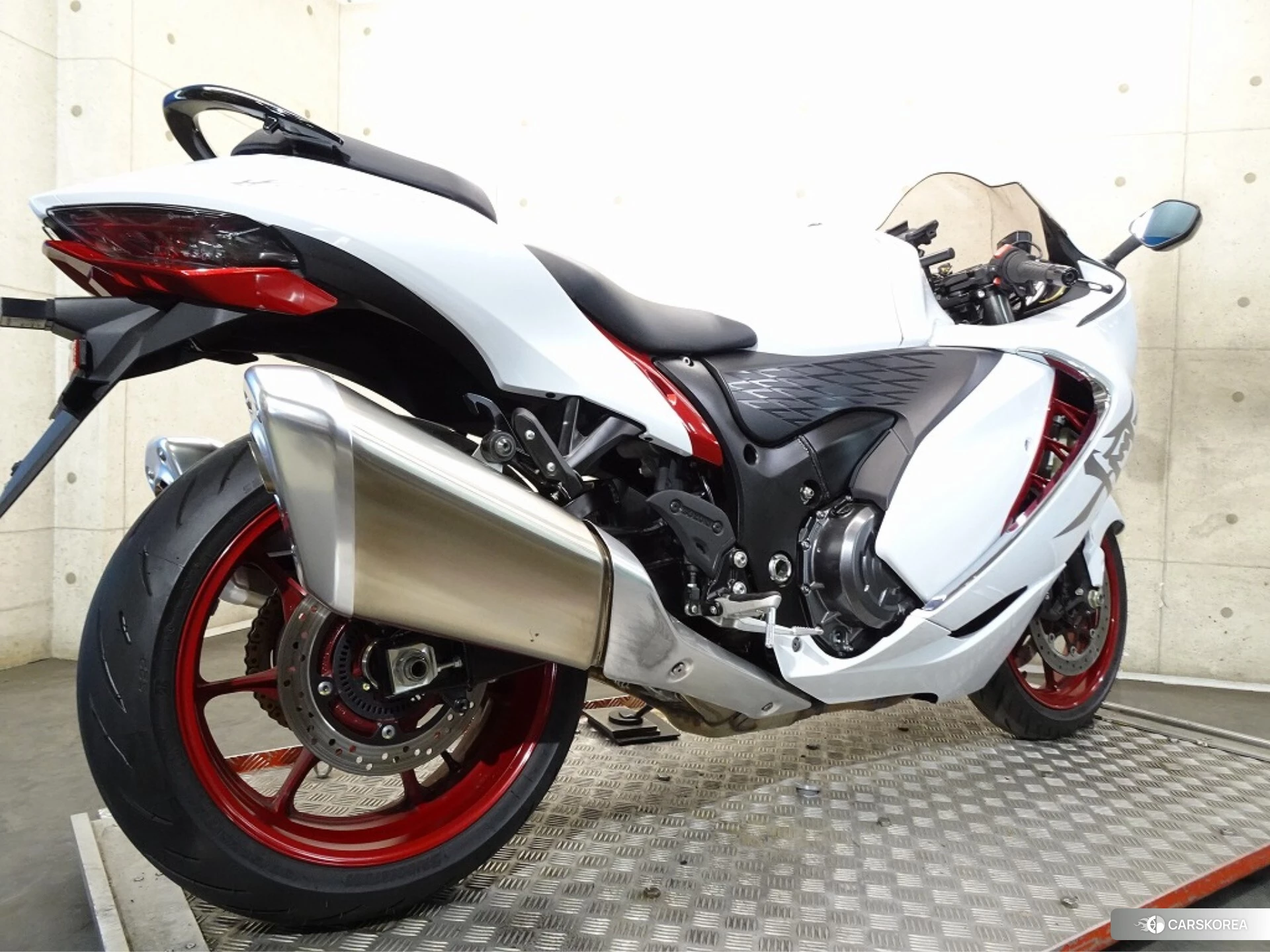 Suzuki GSX1300R HAYABUSA id 4380126 из Японии 18
