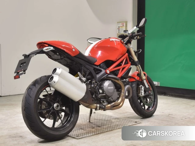 Проданный Ducati MONSTER 1100 EVO 2011 из Японии, фото 2