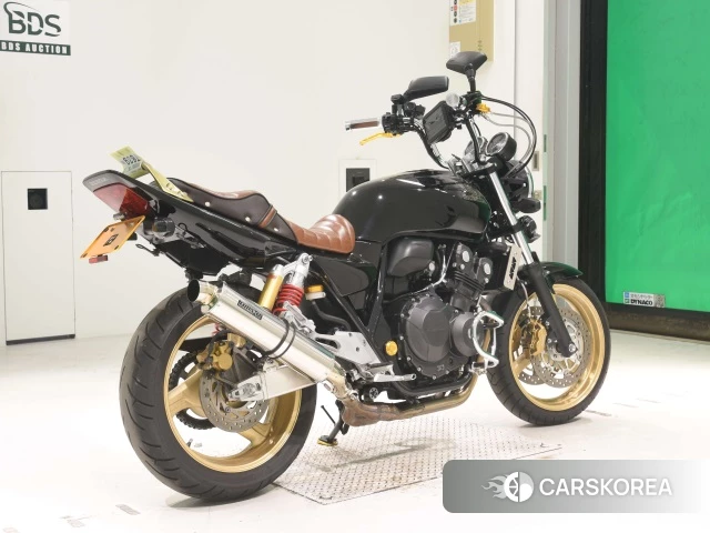 Проданный Honda CB400SF 2013 из Японии