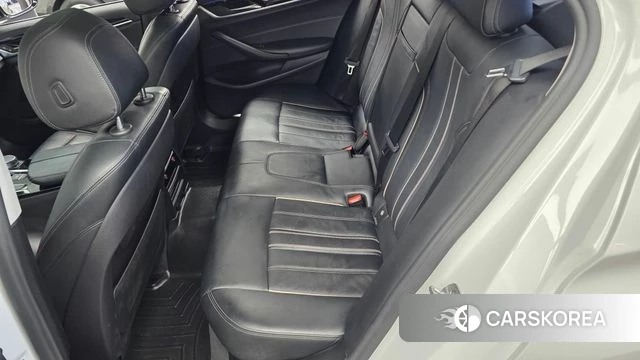 BMW 5 Series (G30) id 4900707 из Кореи 18
