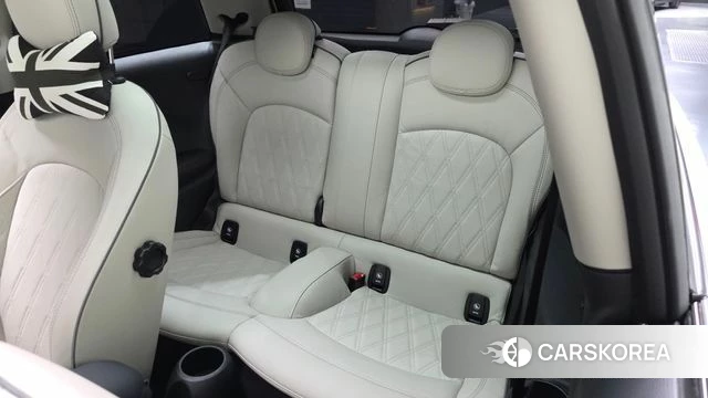 Mini Cooper S id 4395553 из Кореи 18