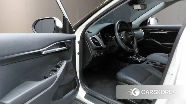 Kia Seltos id 4401554 из Кореи 18