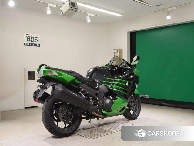 Проданный Kawasaki ZX-14R NINJA ABS 2014 из Японии, фото 2