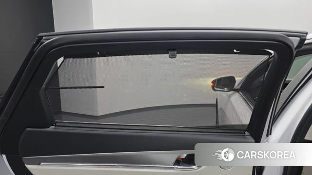 Hyundai The New Grandeur IG Hybrid id 4670986 из Кореи 18