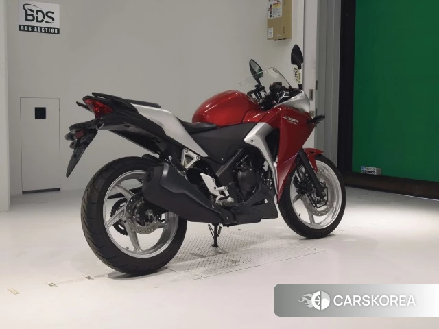 Проданный Honda CBR250R 2011 из Японии, фото 2