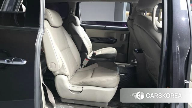 Kia The New Carnival id 4610377 из Кореи 18