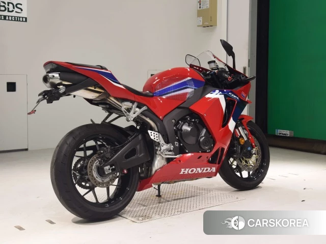 Проданный Honda CBR600RR 2021 из Японии, фото 2